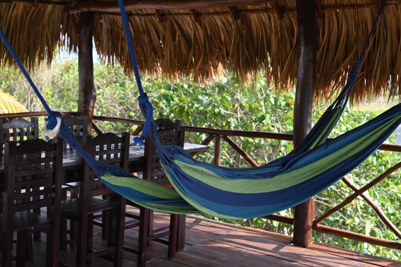 La Casa Del Mexicano เซเลสตุน ภายนอก รูปภาพ