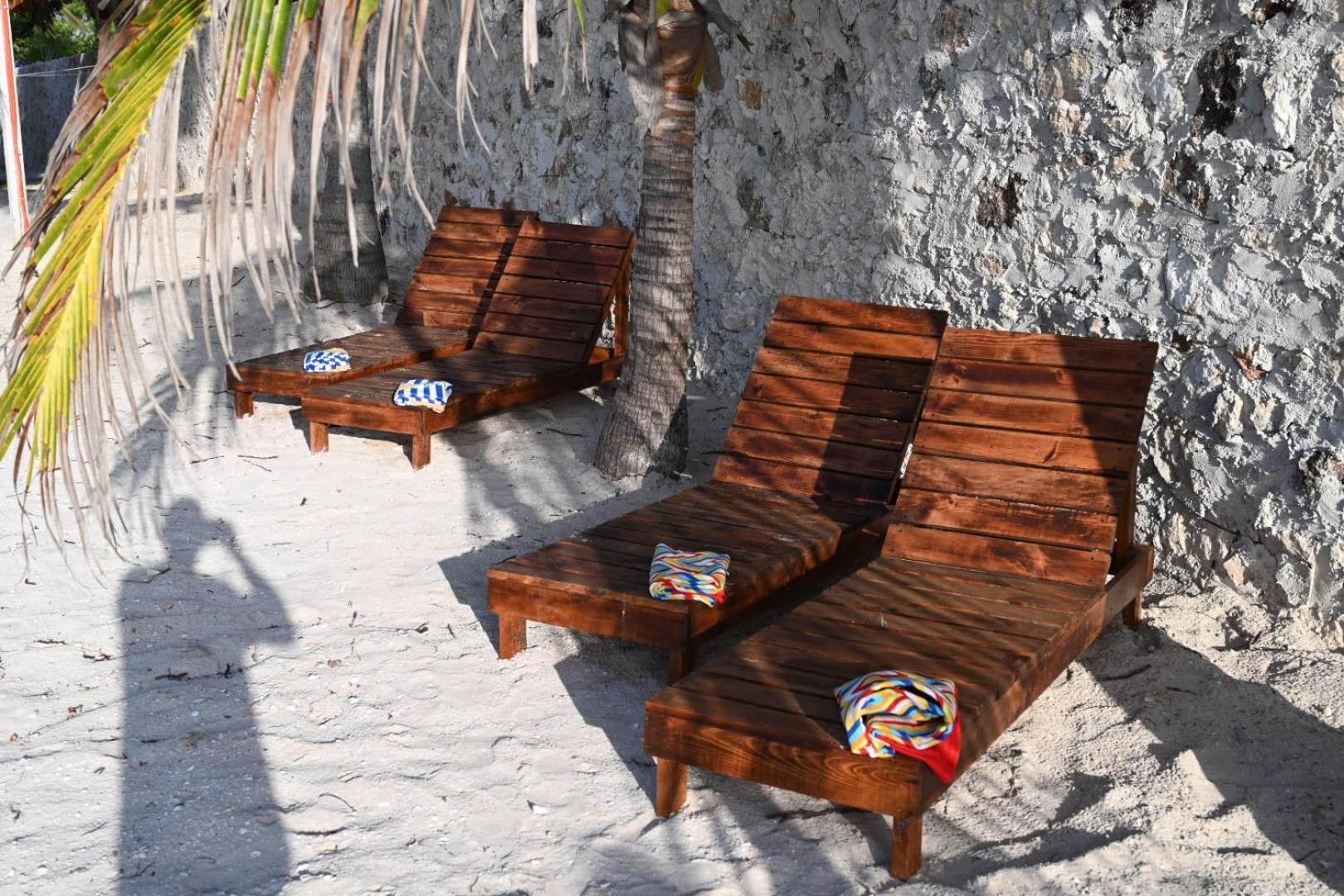 La Casa Del Mexicano เซเลสตุน ภายนอก รูปภาพ